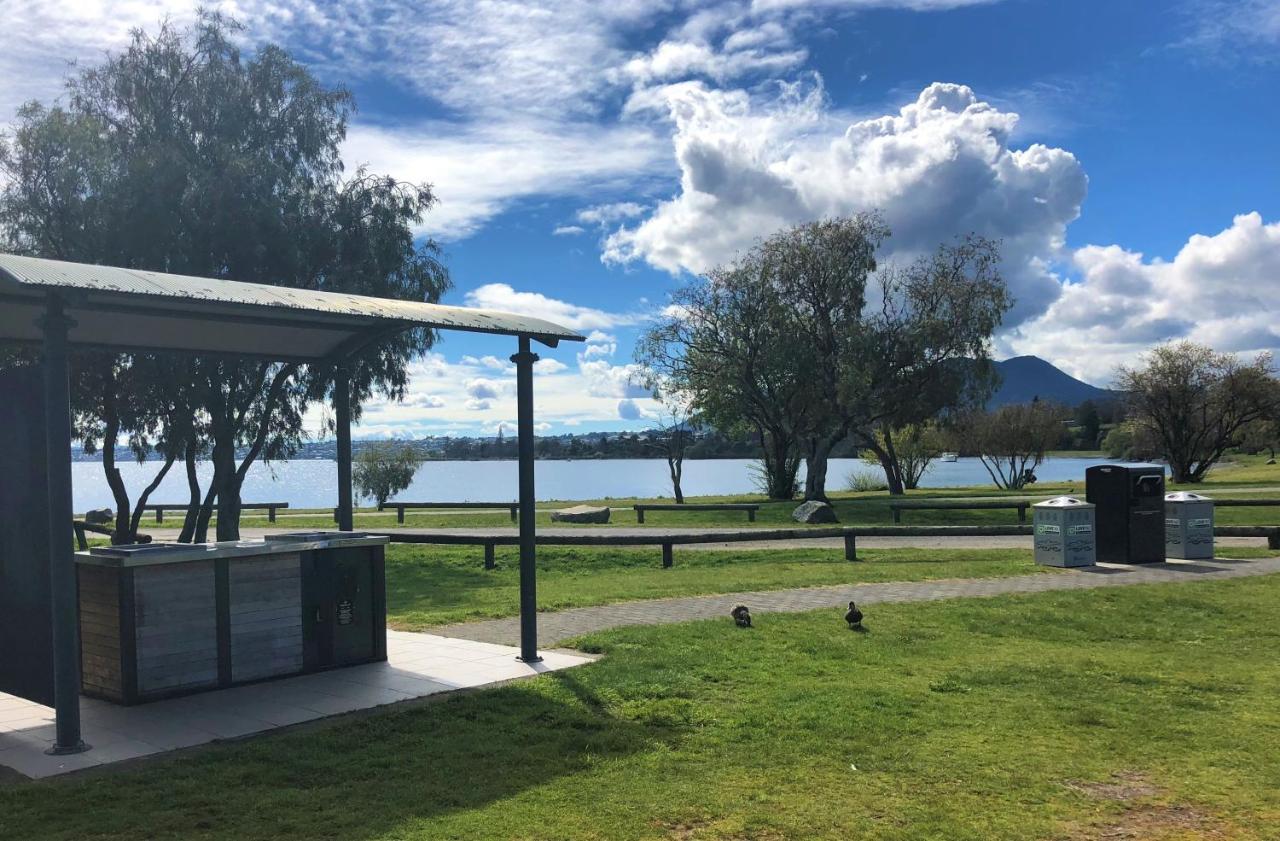 Close To The Lake Taupo Ngoại thất bức ảnh
